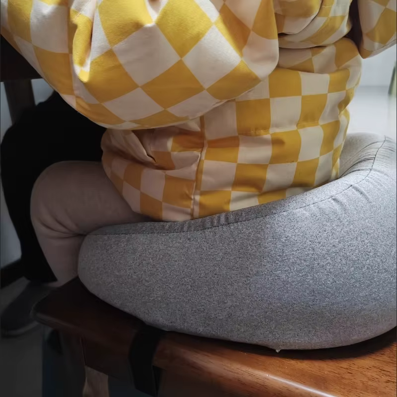Cojín elevador para silla alta bebé con respaldo y safety belt - imagen 4