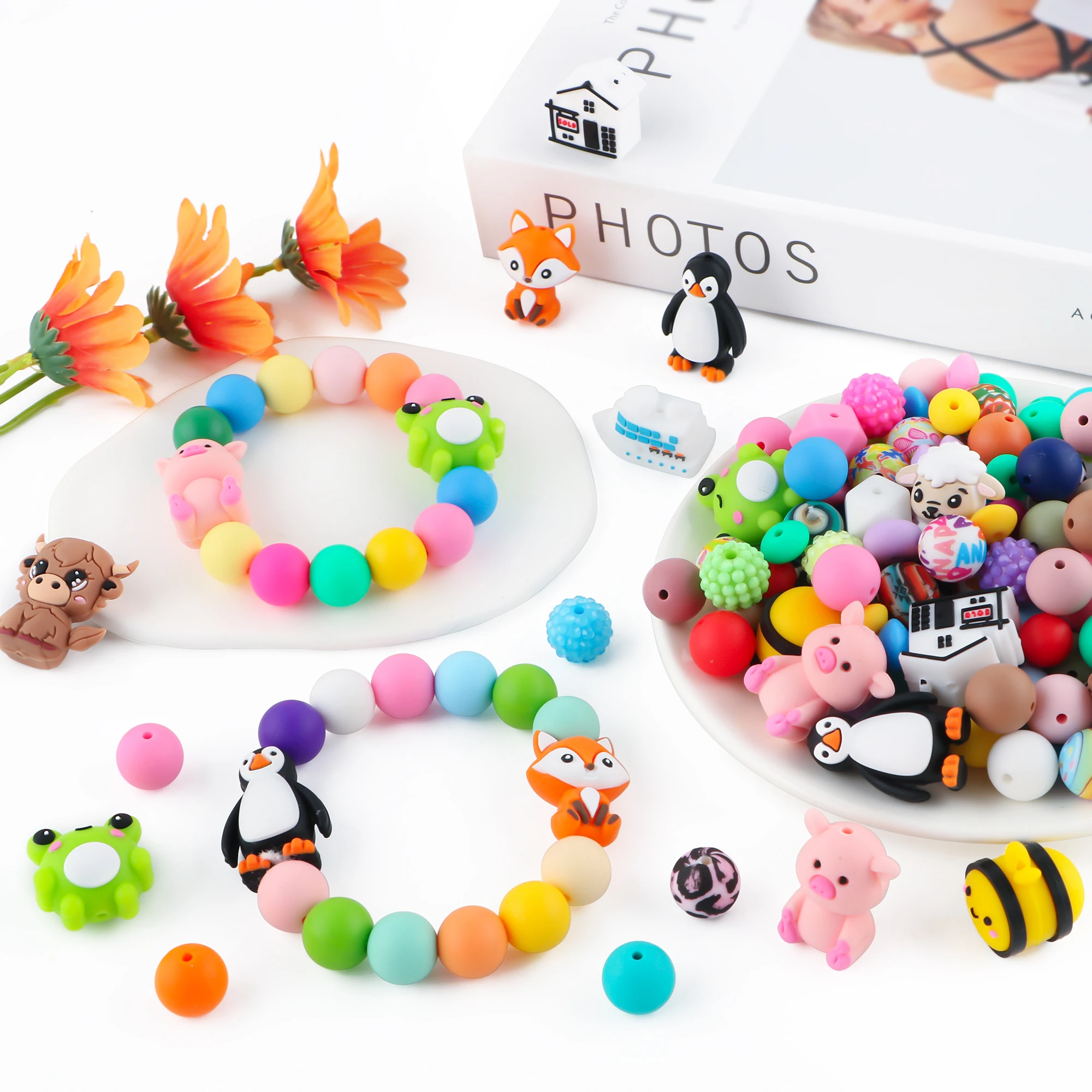 Ejemplo pulsera con cuentas animal