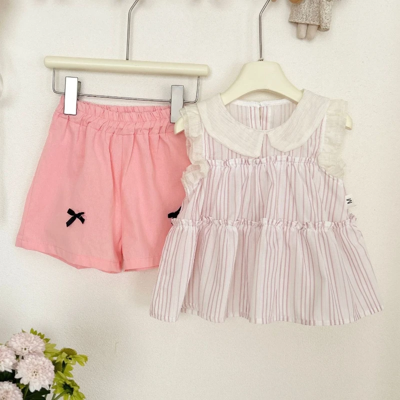 Conjunto infantil de verano con chaleco a rayas y pantalón corto - imagen 2