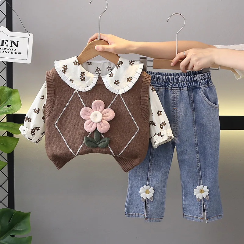 Conjunto de chándal para bebé – Chaleco, camisa y pants (3 piezas)