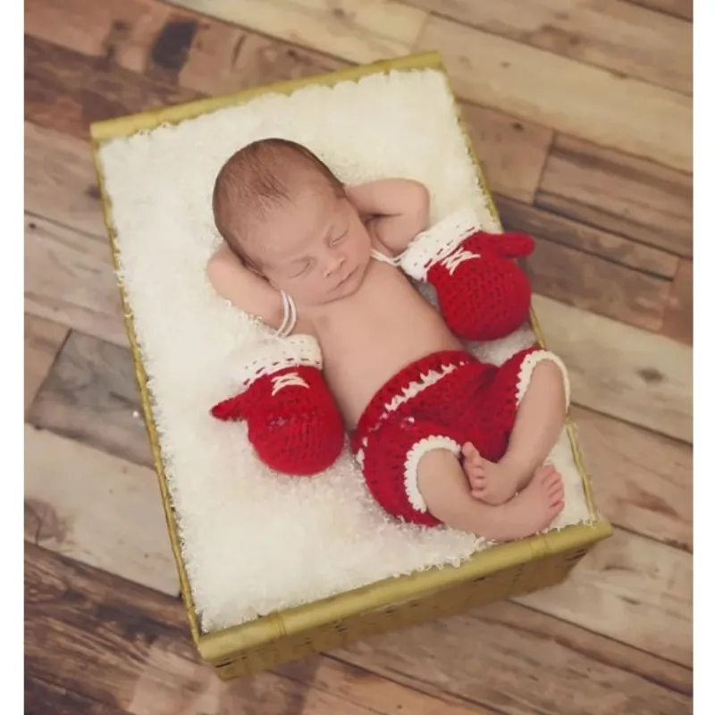 Conjunto de boxeo para bebé niña de punto con guantes - imagen 3