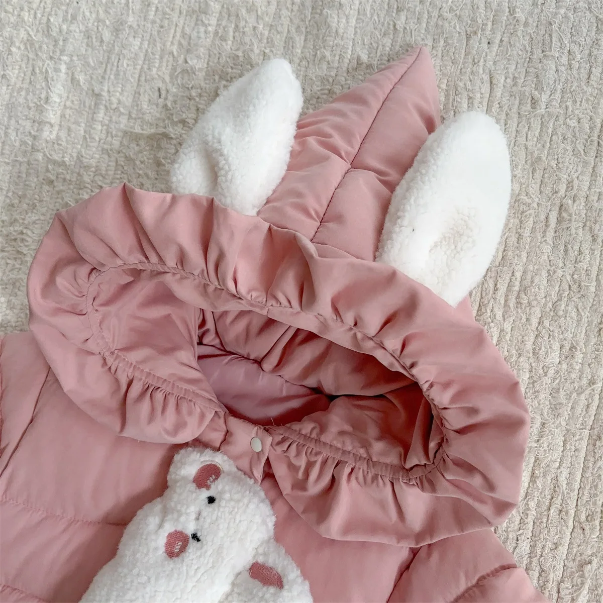 Pelele de felpa con capucha y orejas para niña – Invierno cálido - imagen 4