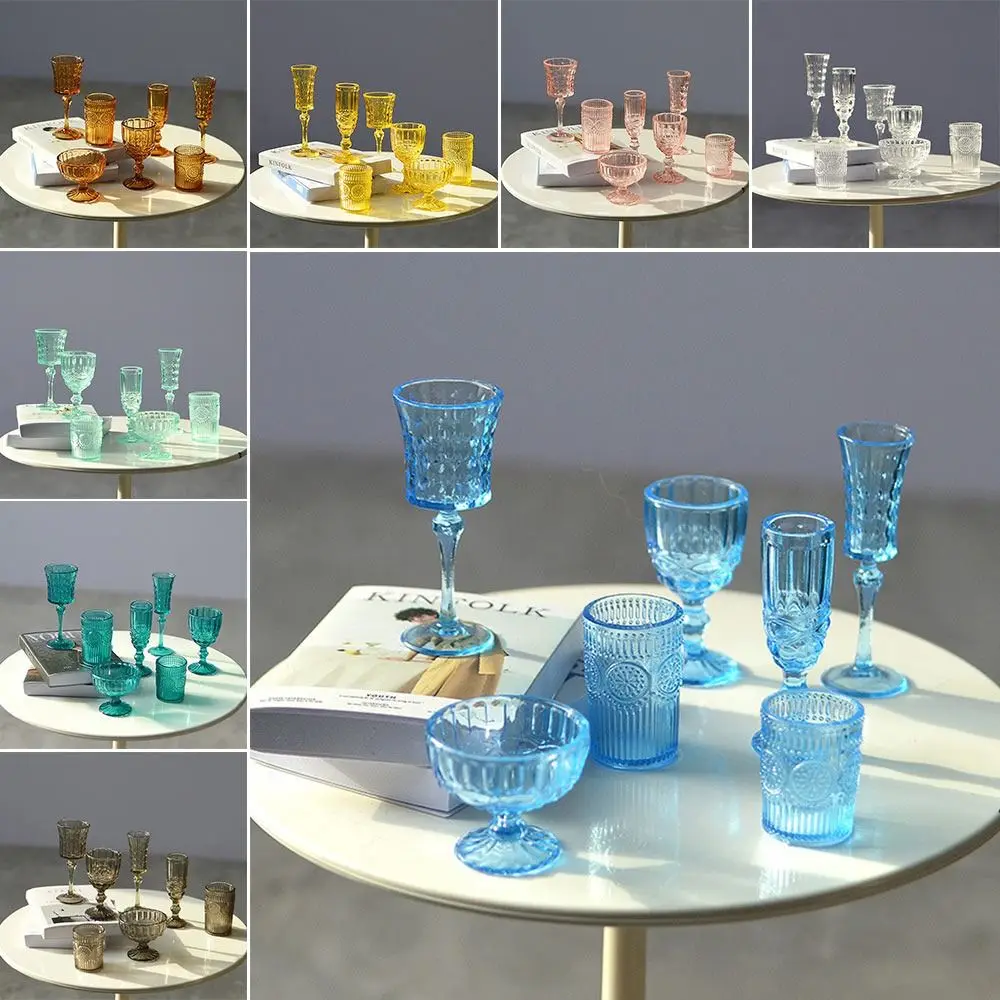 Copa de vino miniatura multicolor para casa de muñecas