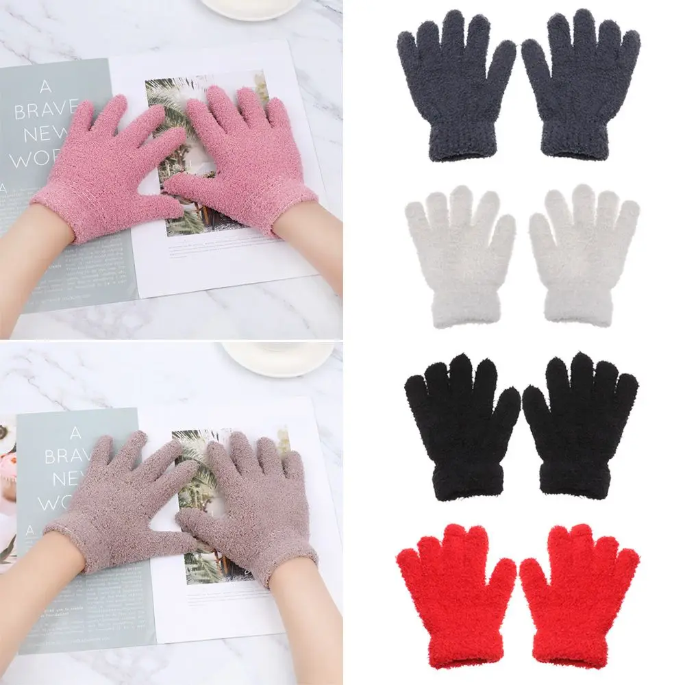Guantes de felpa de coral color caramelo para niños
