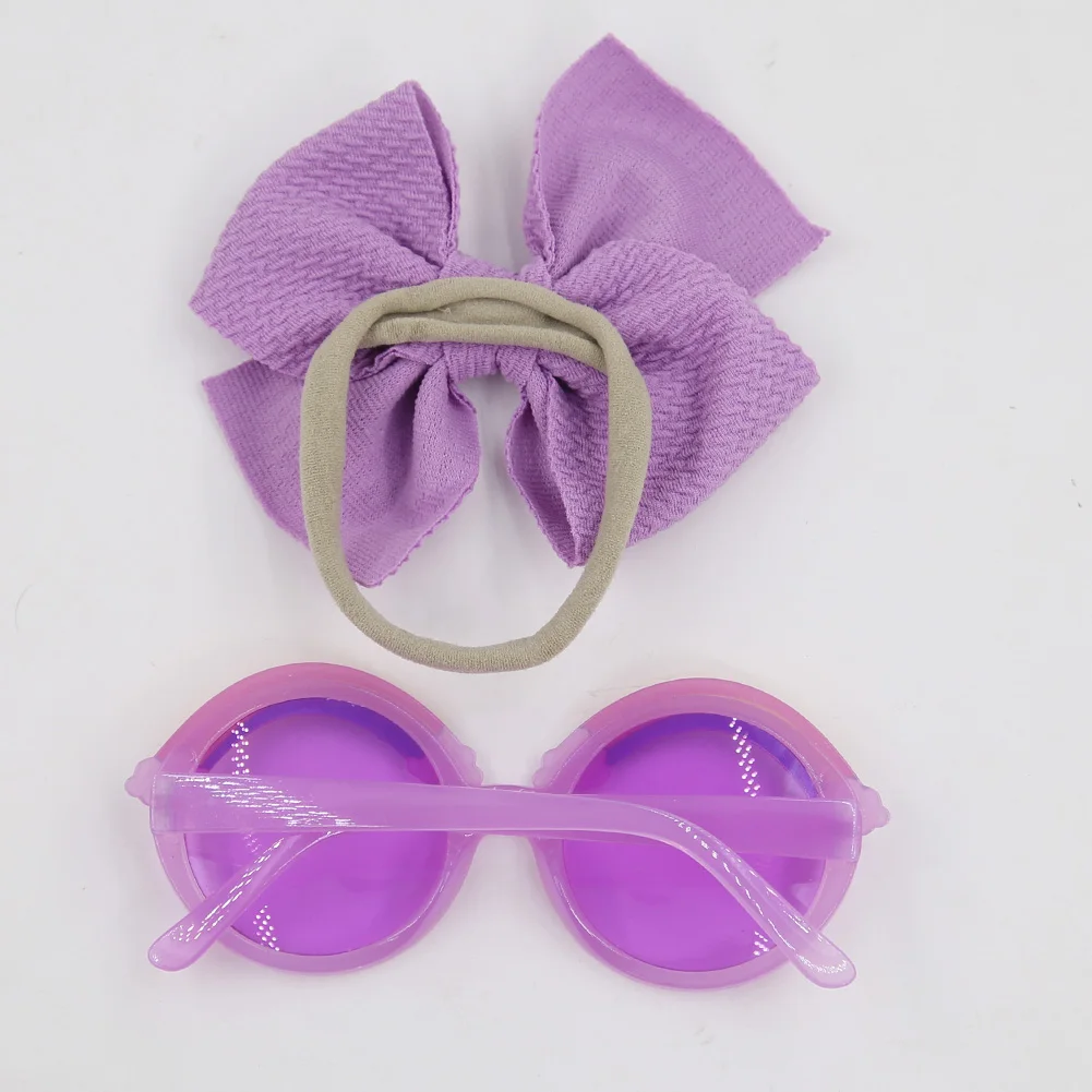 Set de gafas de sol arco iris y gomas elásticas para bebé - imagen 4