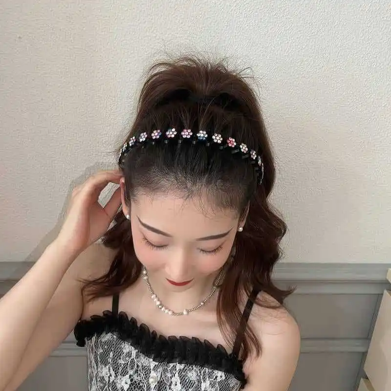 Diadema antideslizante con diamantes de imitación para mujer y niña - imagen 4