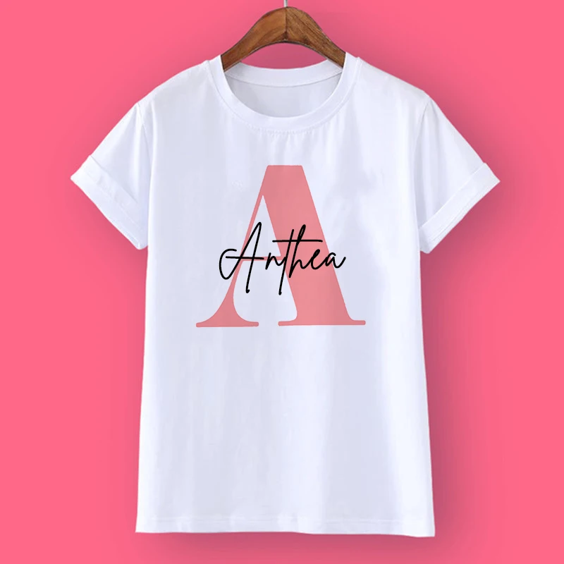 Detalle tejido camiseta niña