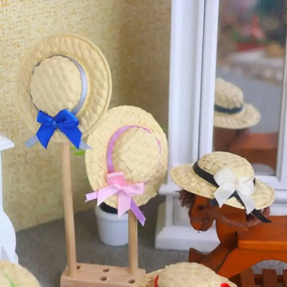 Sombrero de paja artesanal para muñecas con protección solar
