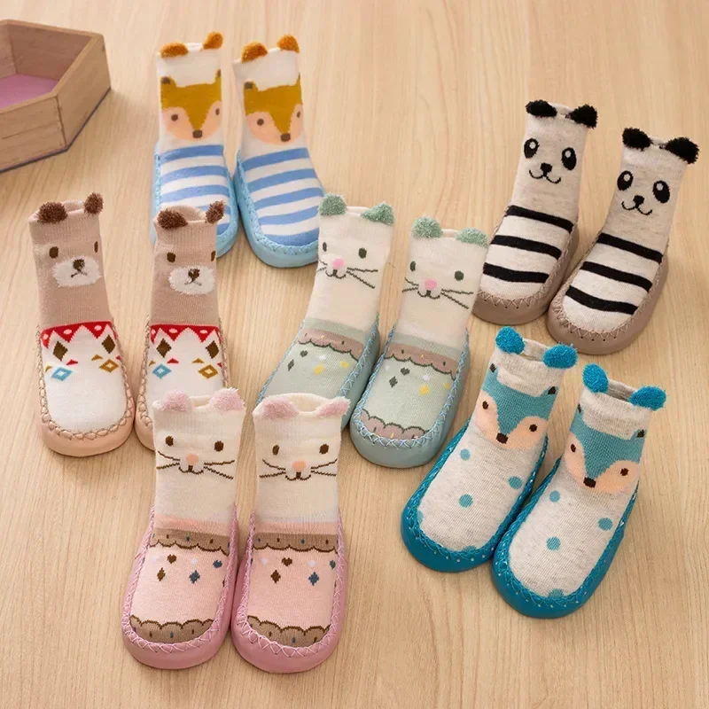 Calcetines de invierno para bebés con suela antideslizante y motivos animales