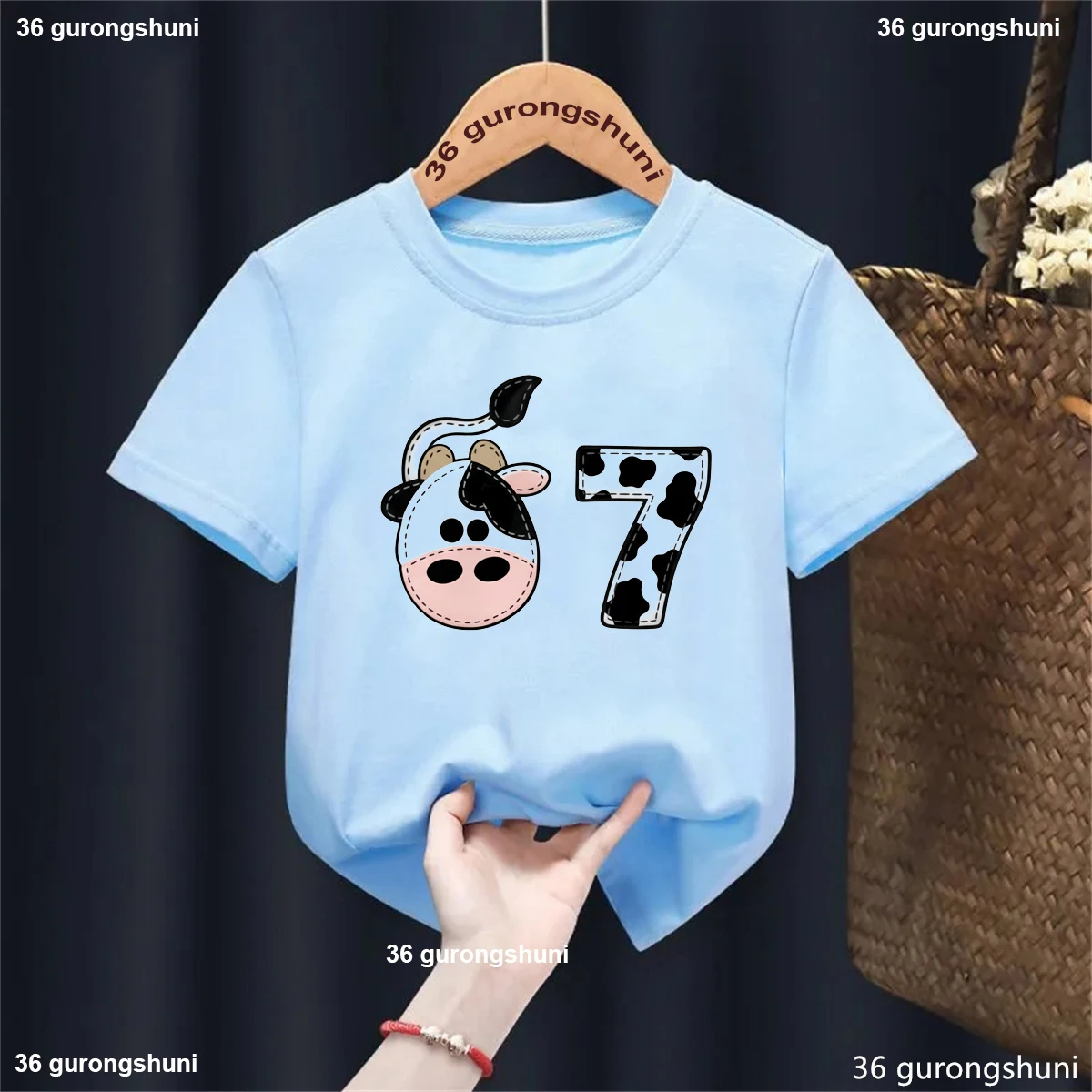 Camiseta infantil de estampado vaca con diseño fresco verano