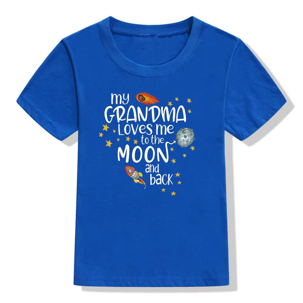 Camiseta niño manga corta con print "Mi abuela me ama hasta la luna" - imagen 4