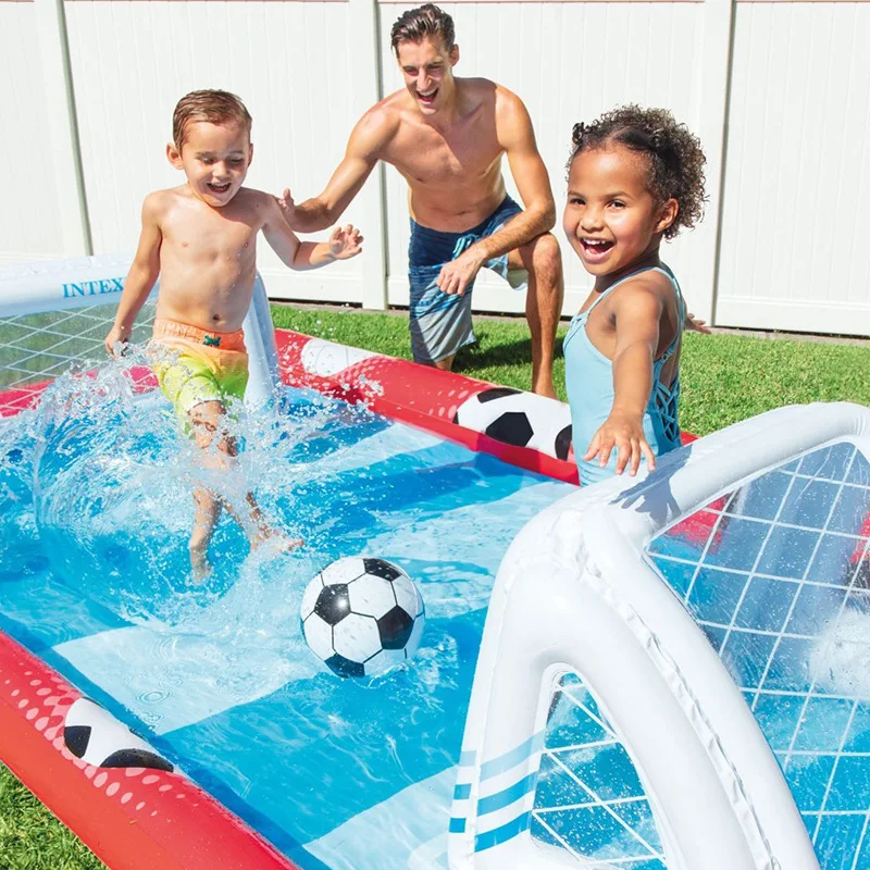 Detalle del material PVC de la piscina