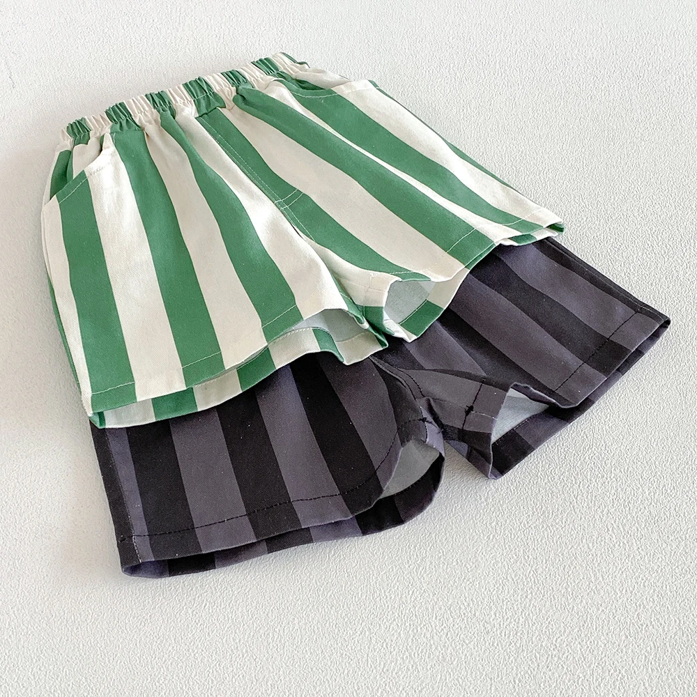 Pantalones cortos de rayas transpirables en algodón con bolsillos - imagen 2