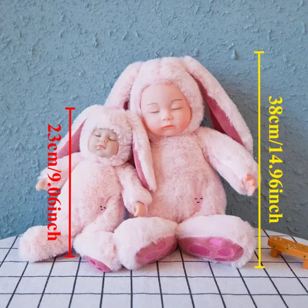 Peluche de conejito con ropa