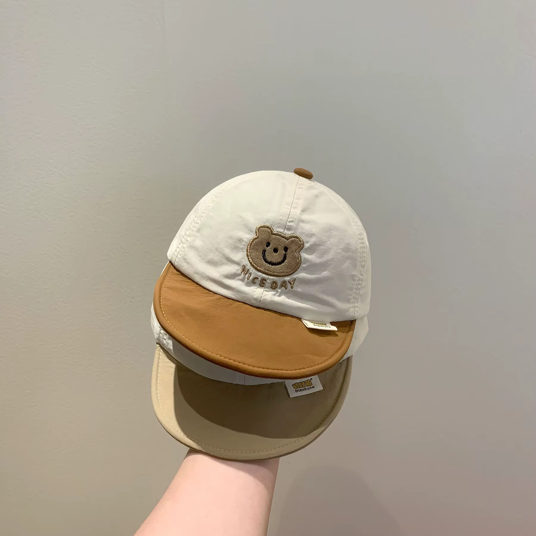 Gorra snapback infantil con diseño de oso para verano - imagen 3