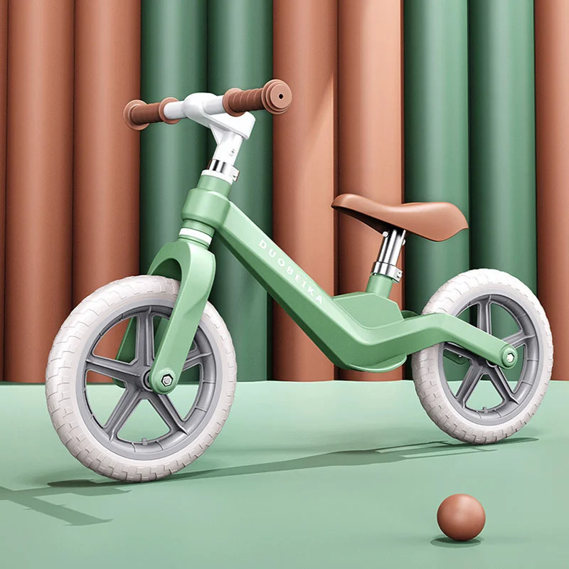 Bicicleta de equilibrio infantil sin pedales con ruedas hinchables - imagen 3