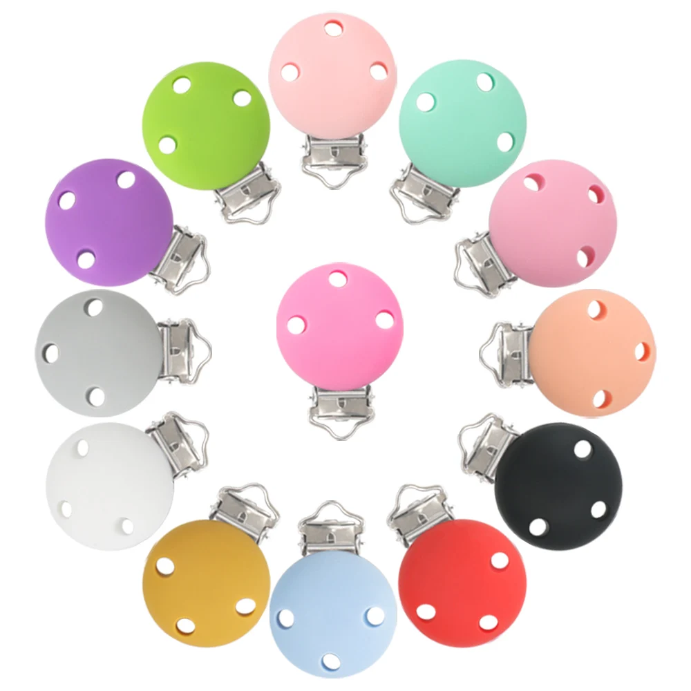 Conjunto de clips redondos y corazón