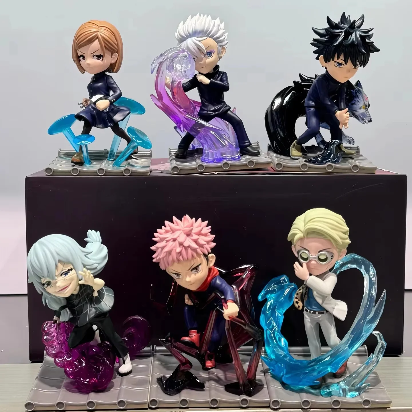 Figura de anime Jujutsu Kaisen en caja sorpresa misteriosa - imagen 2