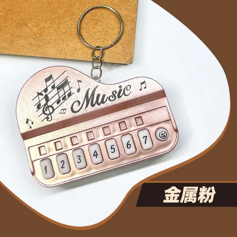 Teclado mini musical para llaves con colgante de piano - imagen 2