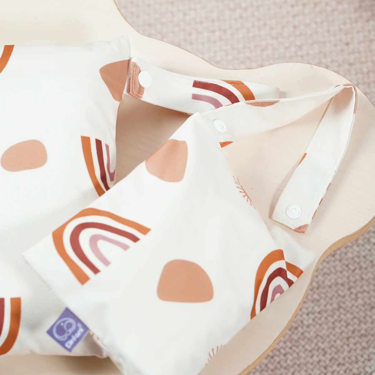 Elinfant Conjunto 2 piezas: bolsa menstrual impermeable 18x14 cm - imagen 2