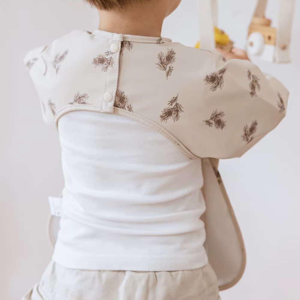 Babero impermeable manga larga con bolsillo – Para comer y pintar, niño - imagen 4