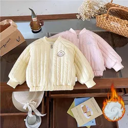 Abrigo de invierno acolchado con cremallera para niño