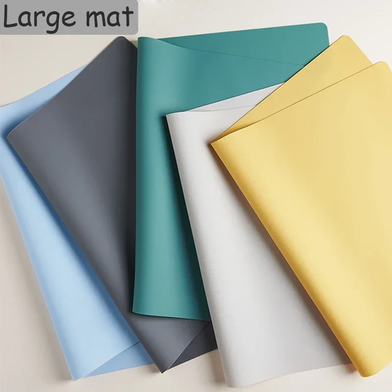 Mantel silicona en mesa
