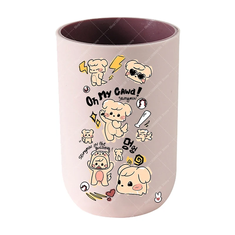 Taza de plástico infantil tipo accesorio de baño
