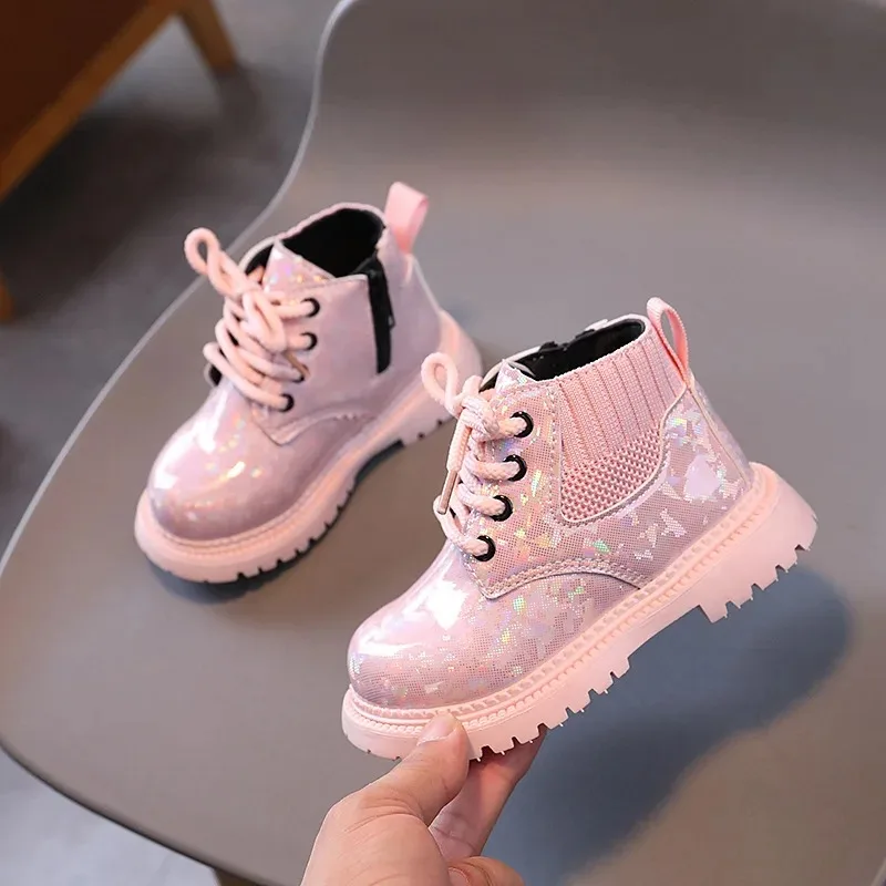 Botas cortas británicas de suela flexible para niña, invierno