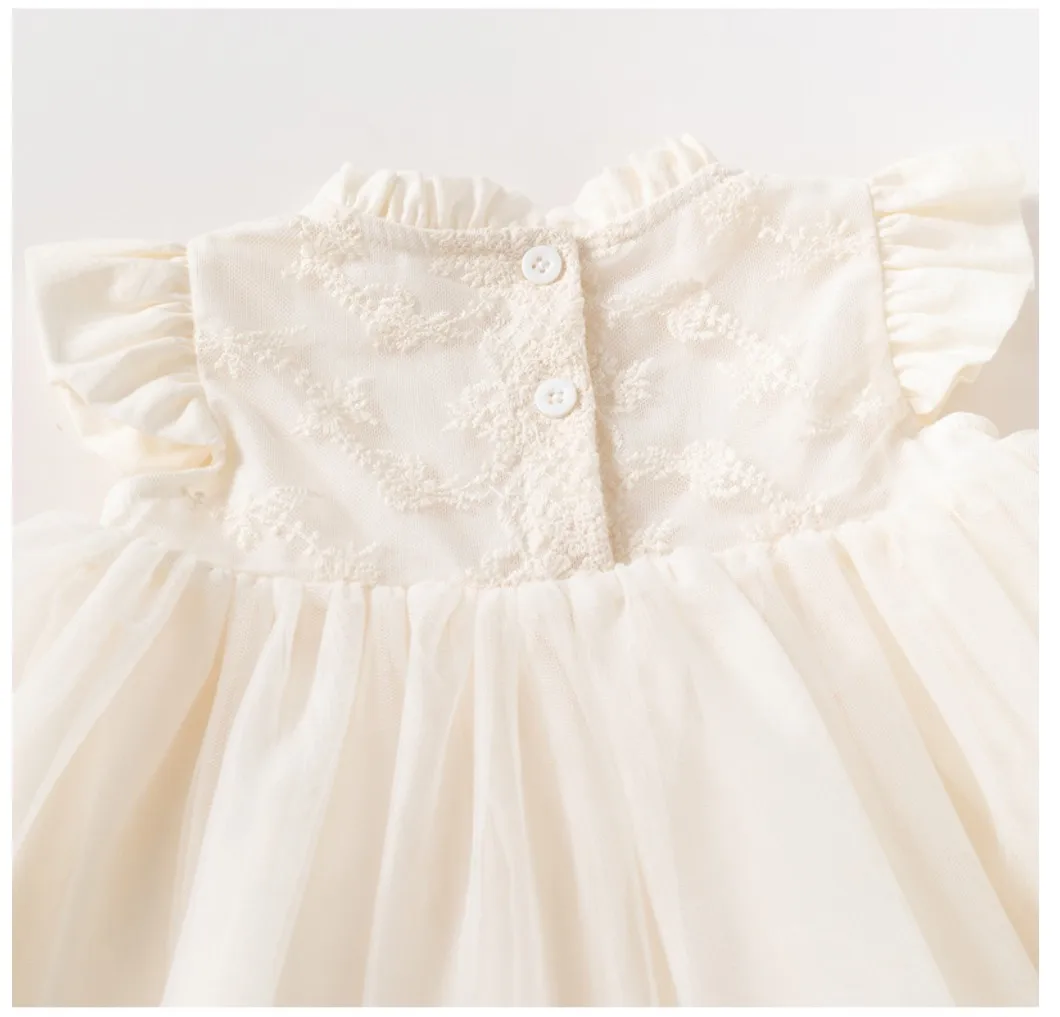 Diseño formal con tela de malla