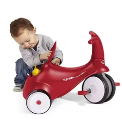 Andador infantil con mini pedales retro rojos para bebé