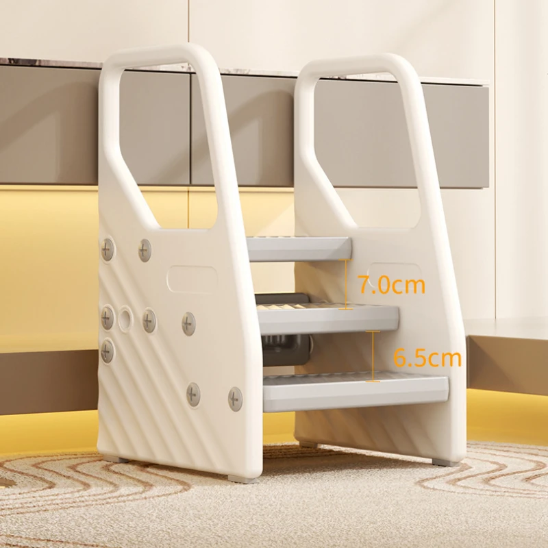 Taburete de baño infantil con base antideslizante y ajustable - imagen 2