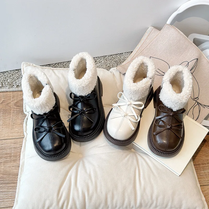 Botas de lana para niña con lazo – cálidas y cómodas