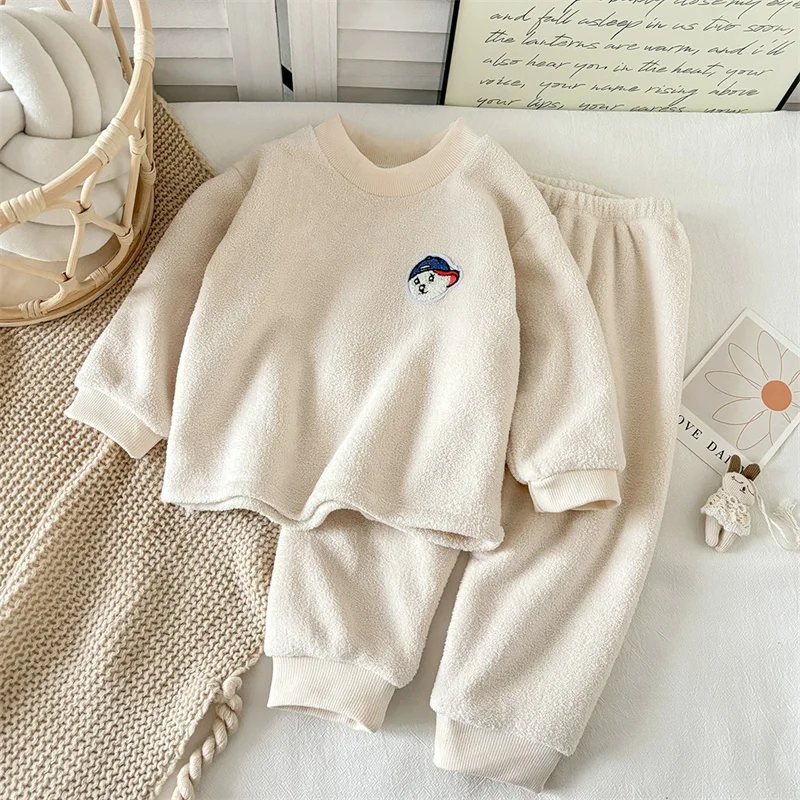 Pijama de invierno cálido de lana para niñas – conjunto