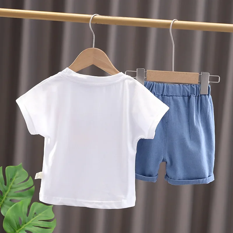 Conjunto bebé niño algodón camiseta manga corta y bermudas vaqueras - imagen 2