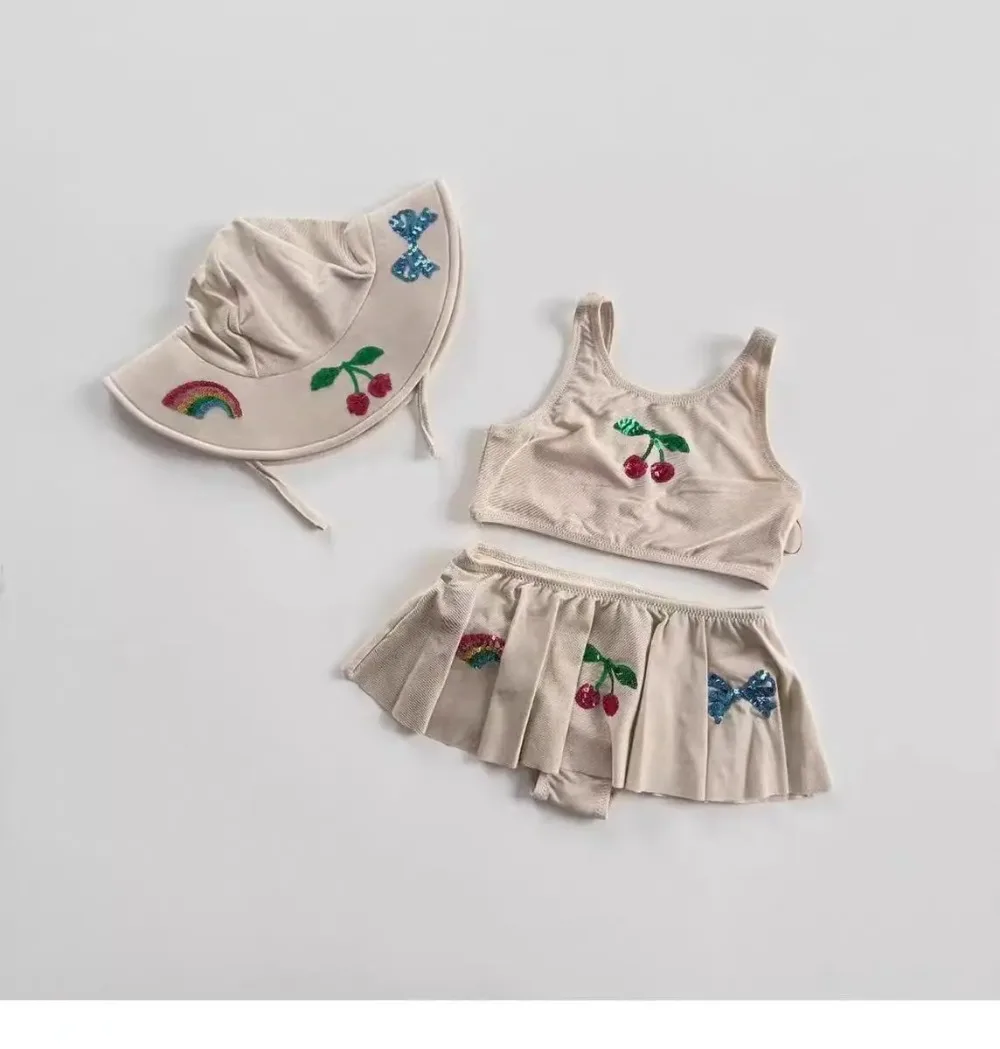 Traje de baño infantil con gorro a juego