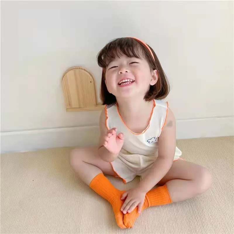 Pijama de verano niña con chaleco sin mangas y pantalones cortos - imagen 5