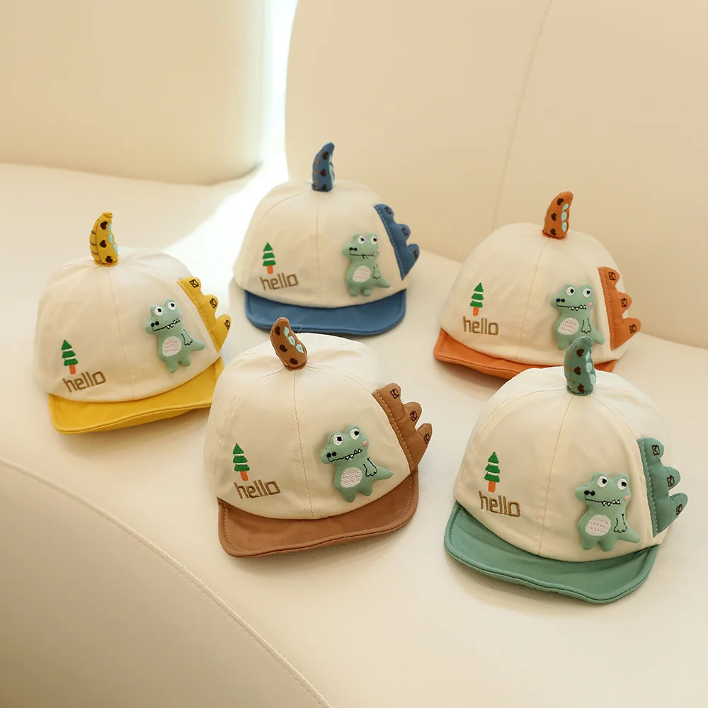 Vista frontal de la gorra snapback