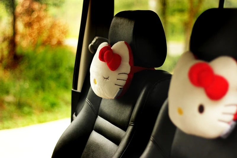 Detalles del diseño tipo Hello Kitty y acabado suave