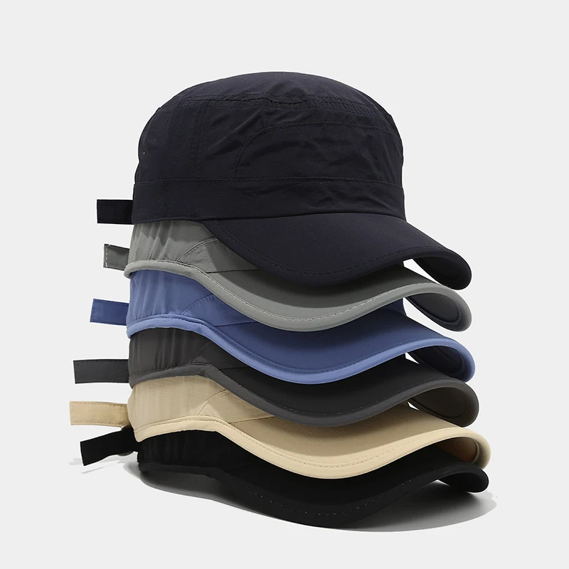 Vista de la gorra de color sólido