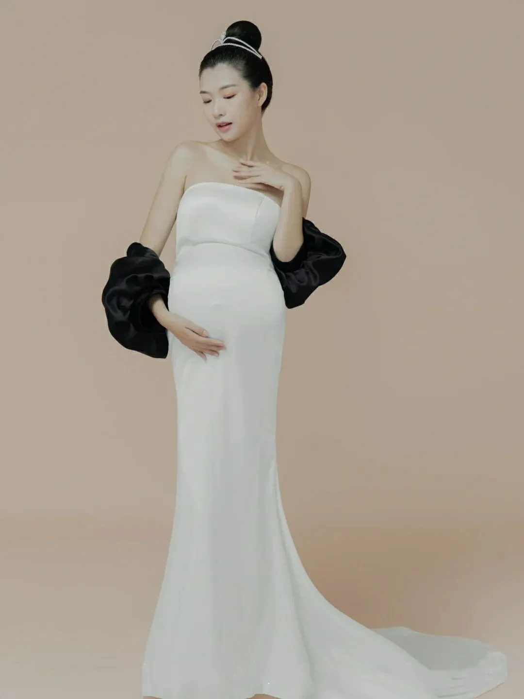 Vestido de noche sin espalda para embarazadas en encaje largo - imagen 4