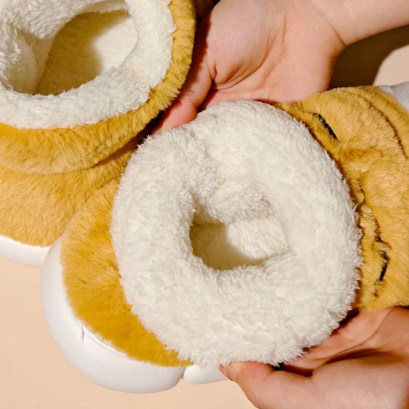 Zapatillas de estar en casa de felpa cálida con diseño animal - imagen 2