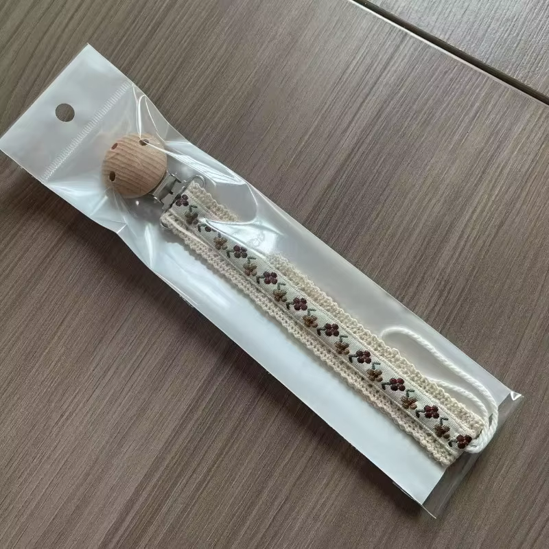 Pinza para chupete bebé retro floral con encaje bordado - imagen 4