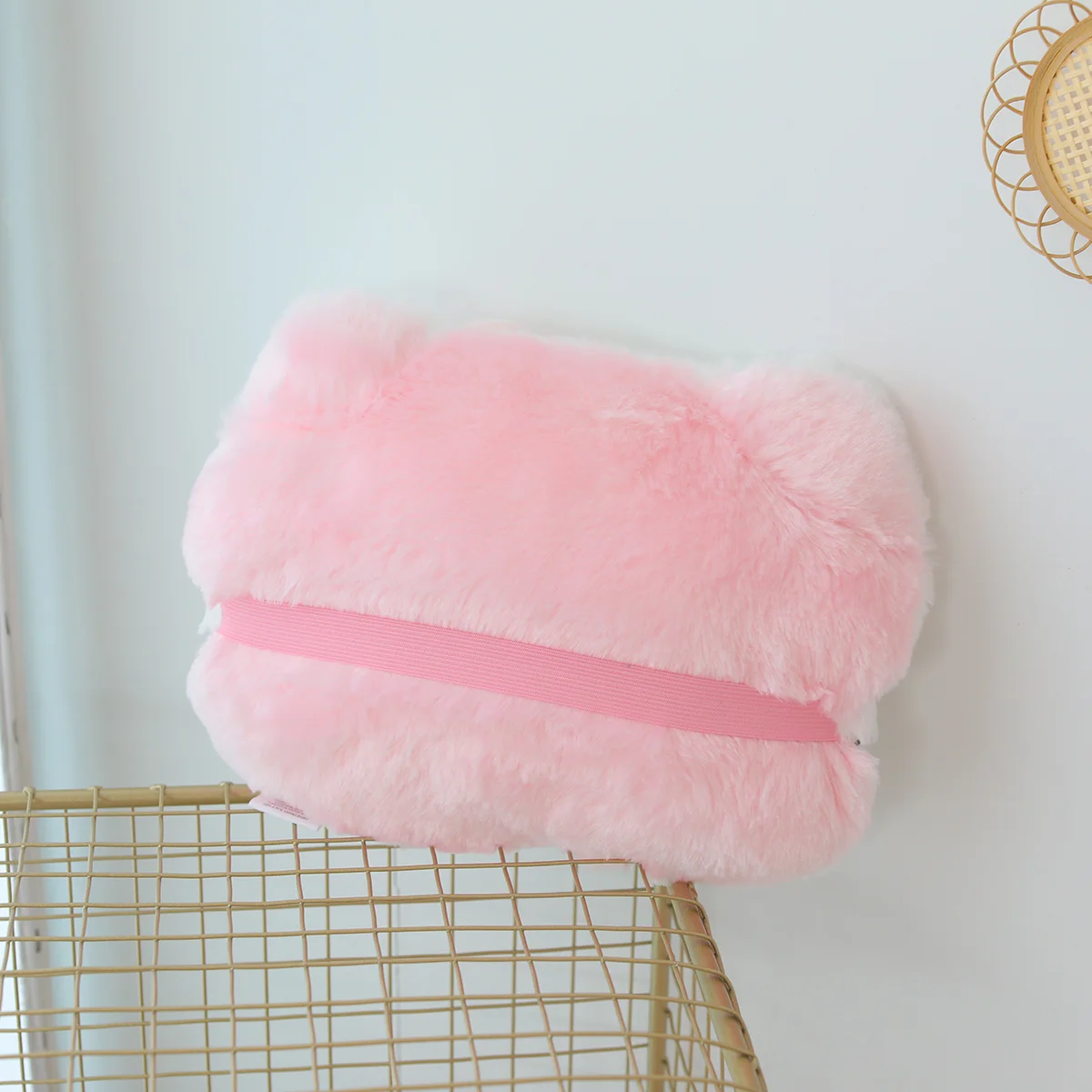 Detalle del cojín peluche para uso doméstico
