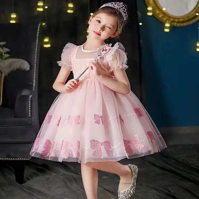 Vestido de princesa para niña con vuelo festivo