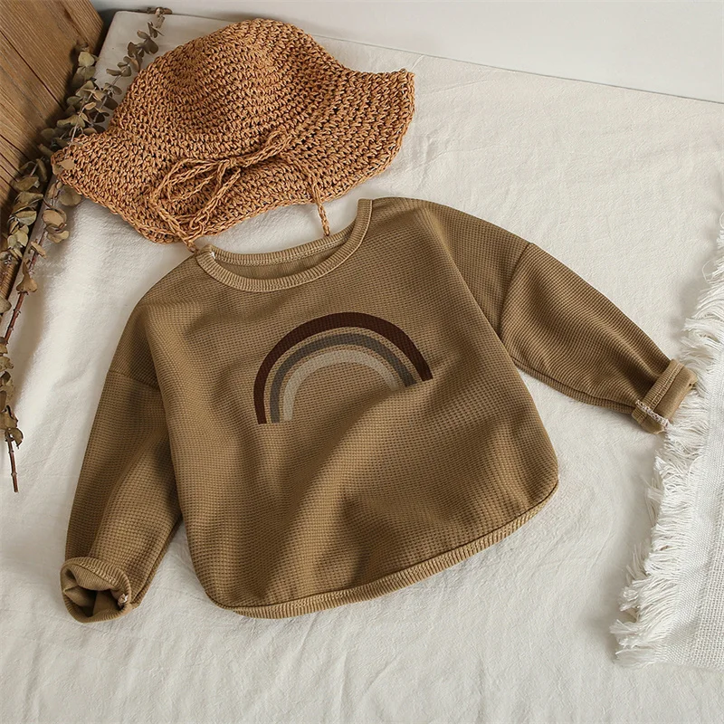 Camiseta de manga larga con cuello redondo para niño – Primavera