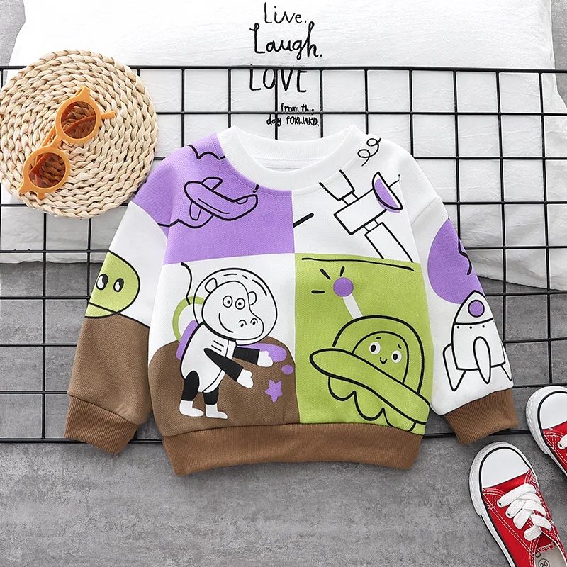 Detalle del estilo casual para niños