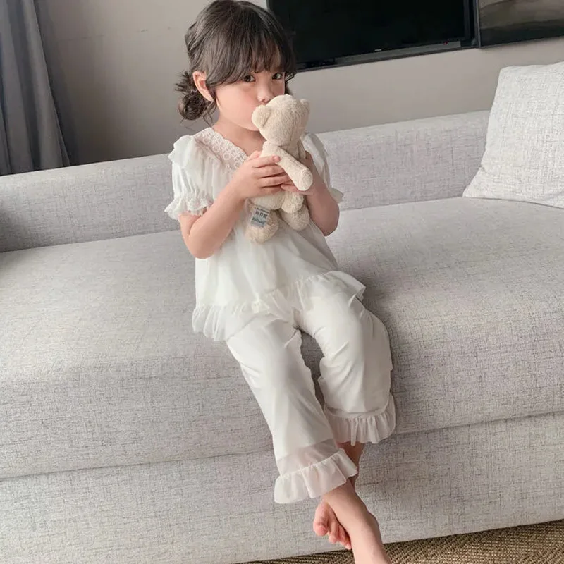 Pijama algodón para niña – Estilo princesa con encaje