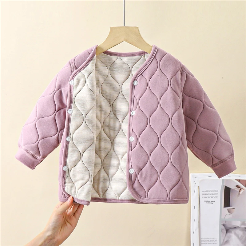 Opciones de color disponibles del abrigo interior infantil