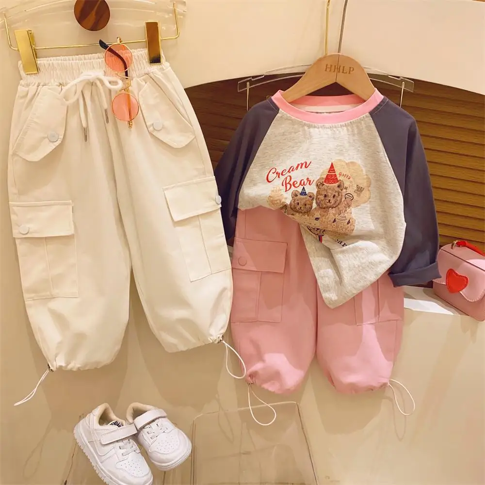Conjunto de entretiempo con pantalón